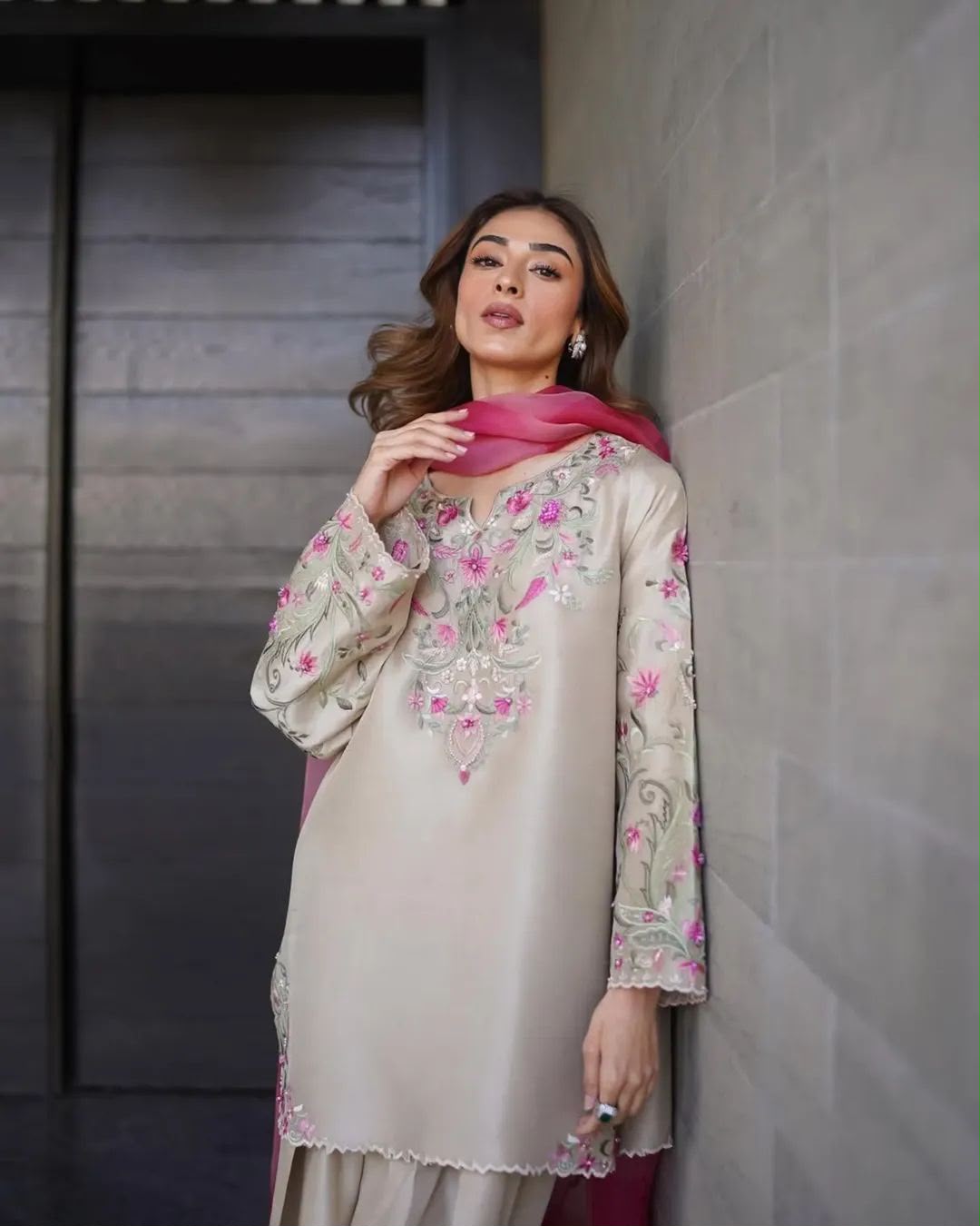 Vaniya Luxury Shamoz Silk Embroidered 3 piece dress | S023