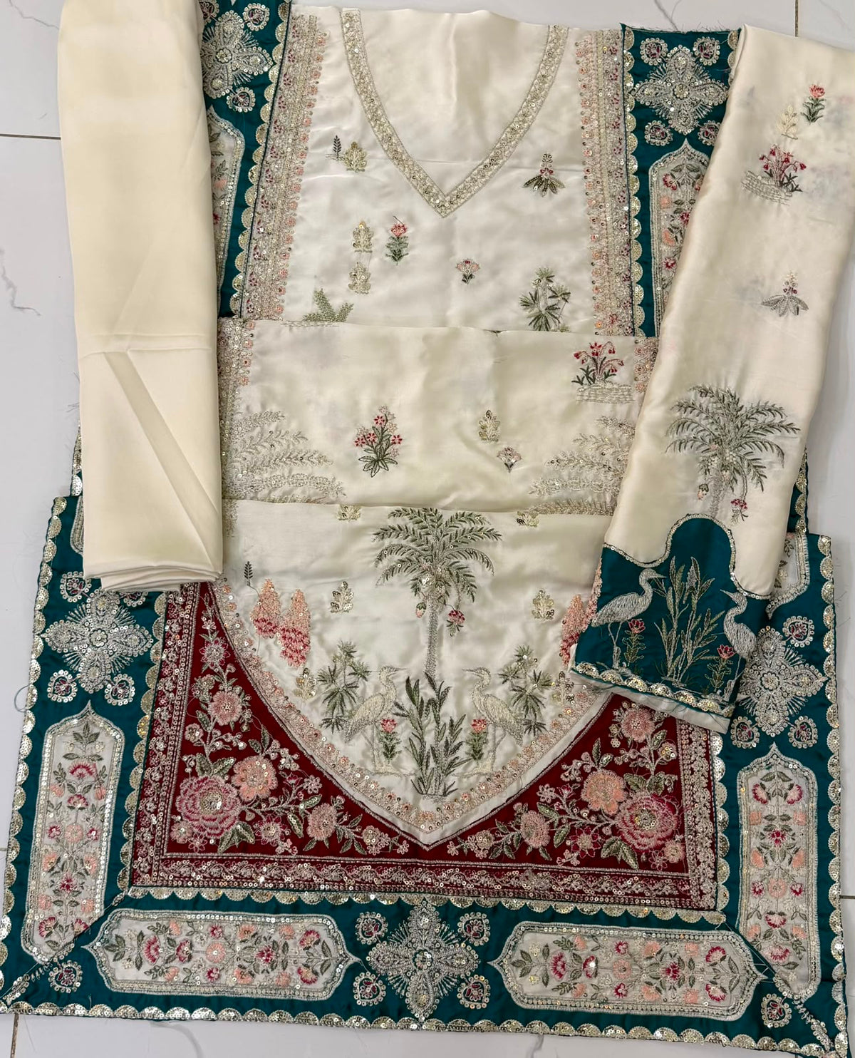Ethnc Shamoz Silk Embrodiered Kaftan 3 Piece Dress - S041