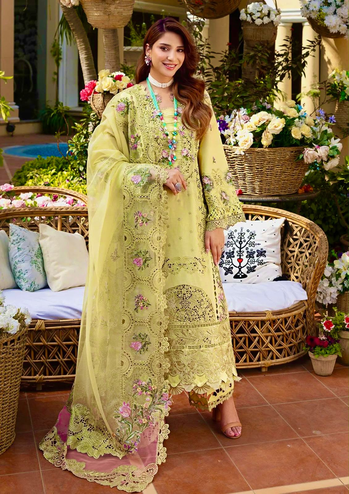 Elaf Luxury Dhanak Chikankari Embroidered  3 Piece Dress - S068
