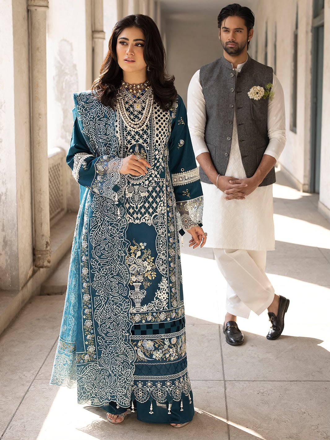 Mahnur Dhanak Luxury Embroidered 3 Piece Dress - S081